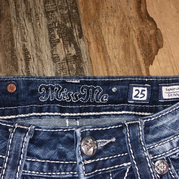 Miss Me Jeans - Picture 2 of 4